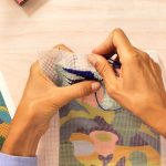 Atelier creativ 65 pentru adulti Goblen si broderie, Djeco - imagine 4
