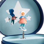 Cutie muzicala Patinatoare, Djeco - imagine 4
