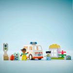 AMBULANTA SI SOFER, LEGO 10447 - imagine 7