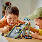 FARA LIMITE: RAMPA PENTRU CURSE DE MASINI, LEGO 60460 - imagine 7