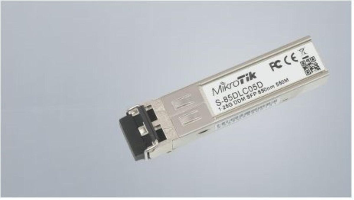 overlay_40a7486f8d3afa473c51f2f451a683d5.JPG Mikrotik S-85DLC05D 1.25G SFP Tranceiver, conector LC, distanta: 550m, 1.25G. - imagine 1