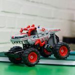 MONSTER JAM THUNDERROARUS PULL-BACK, LEGO 42200 - imagine 3