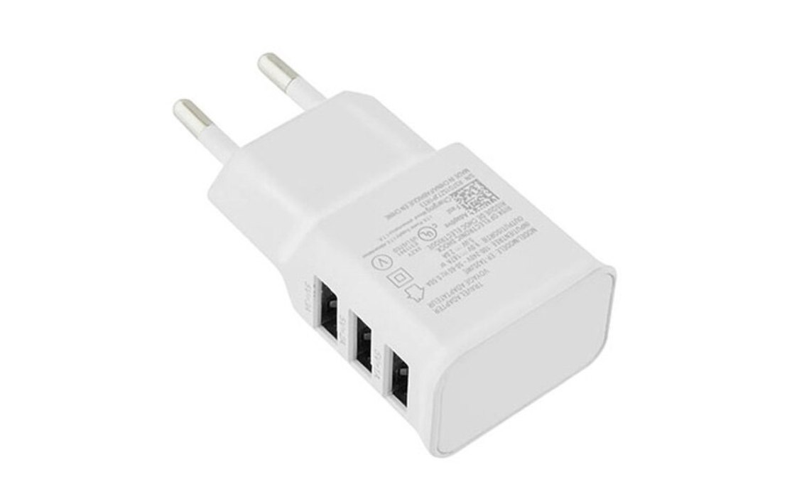 overlay_b3aa9a7179db9804a400e3dc40d3d505.png Network charger Lamtech, 2.1A, 3xUSB, White - imagine 1