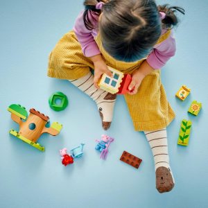 GRADINA SI CASA DIN COPAC A PURCELUSEI PEPPA, LEGO 10431 - imagine 5
