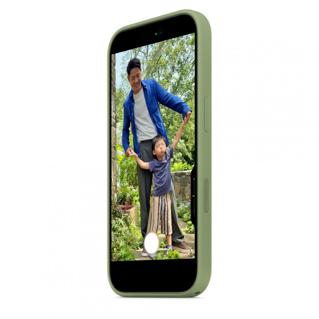 overlay_d6b91458883cf8b713f7399e07bcca5c.jpg iPhone 17 Silicone Case with MagSafe - Light Moss - imagine 1